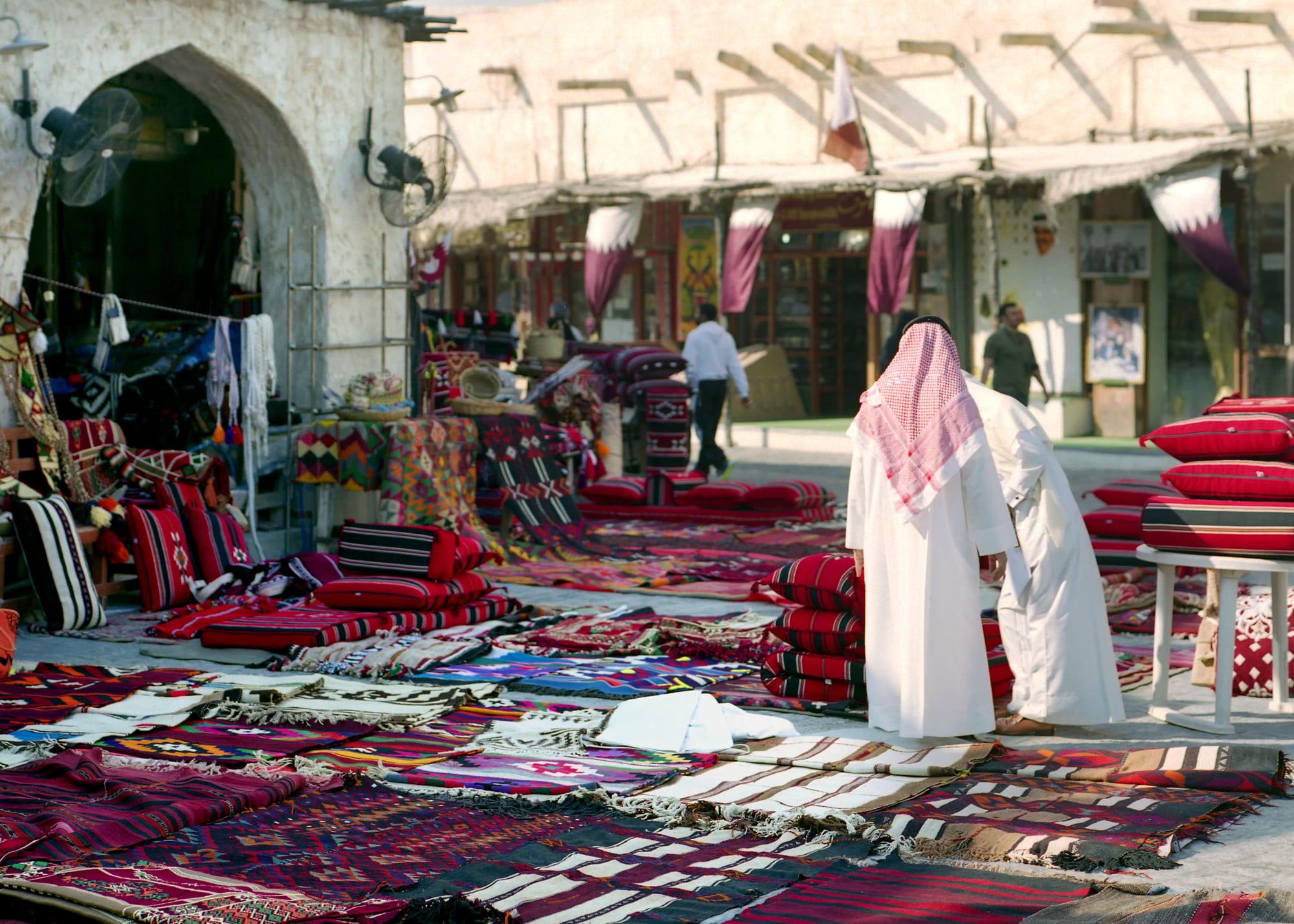 morning market in qatar